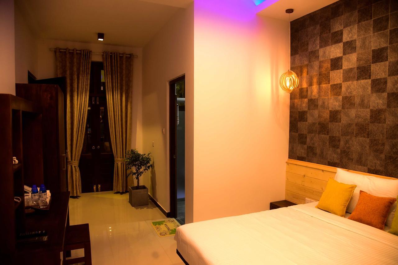 Hotel Bella Vista Anuradhapura Exterior photo